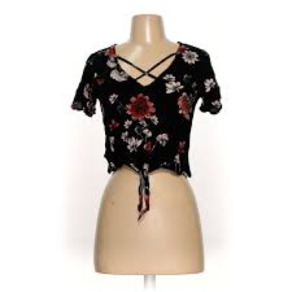 Crop top - Picture 1 of 2